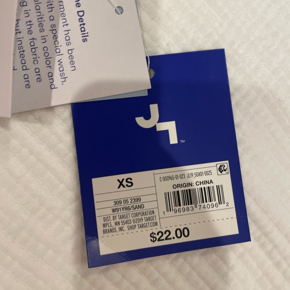 Target Tank Top - Picture 2 of 2